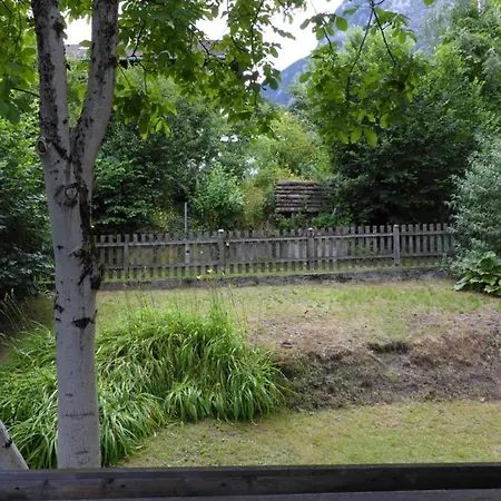 Sonnenhaus بيت خشبي